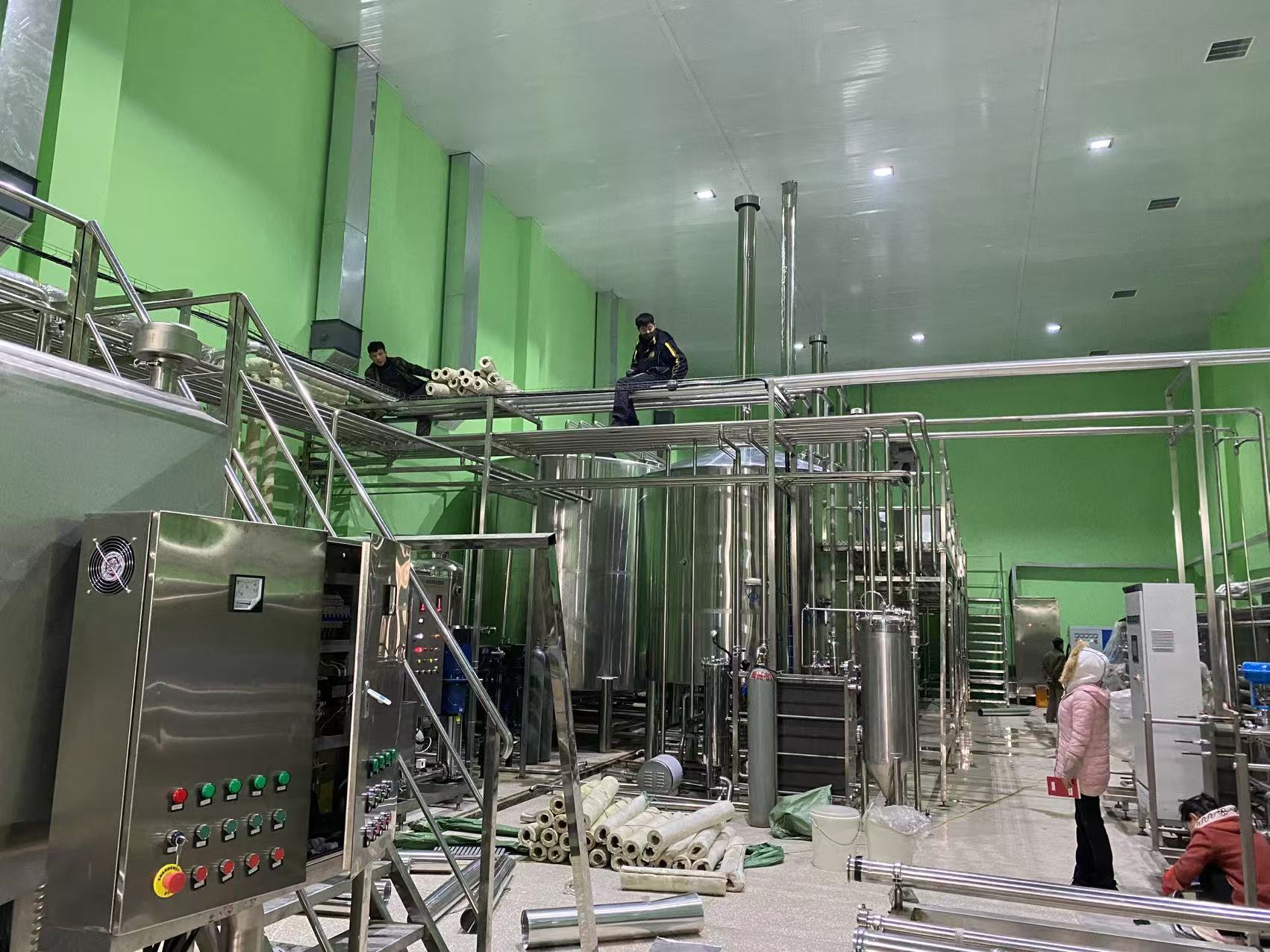 浦东精酿啤酒设备厂—精酿啤酒设备制造：传承工艺与创新科技的交融